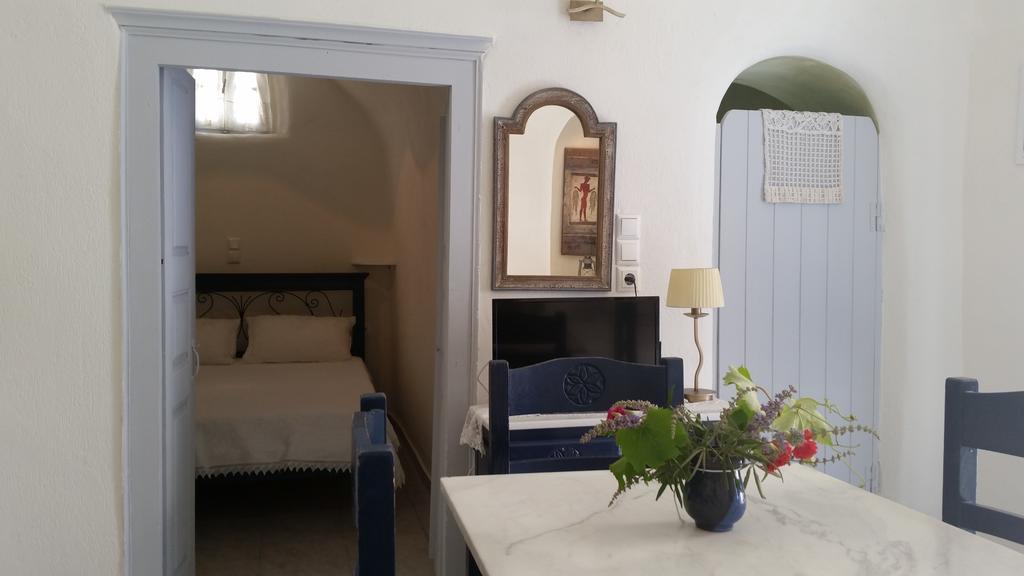 Emmantina Bed & Breakfast Месария Екстериор снимка